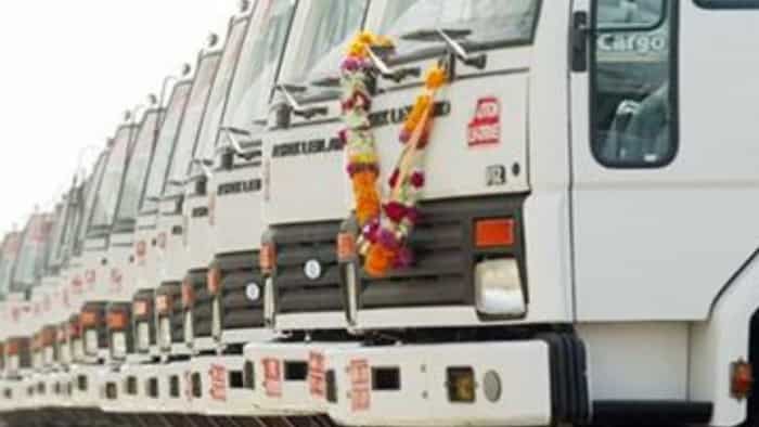 Ashok Leyland signs MOU with Bajaj Finance for Vehicle Finance check details here 