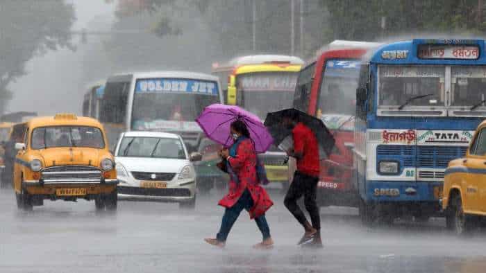 IMD Predicts Heavy Rainfall National Capital Delhi in Upcoming Day know weather update