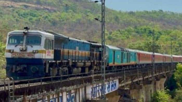 Indian Railways target to run train at 160 km pe hour top speed see railway future plans