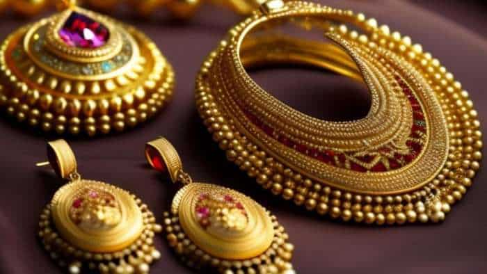 Gold Price today 10th july gold silver trading in green 22 and 24 carat gold price in india
