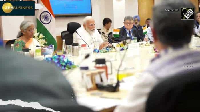 Budget से पहले पीएम मोदी के साथ नीति आयोग और Economists की बैठक