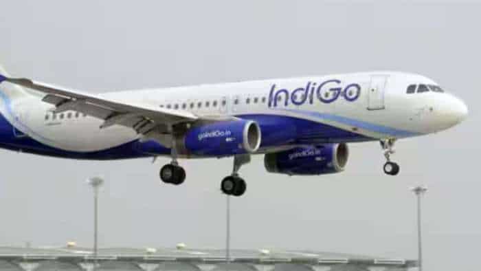 Heavy rain in Mumbai flights affected Indigo issues advisory for passengers