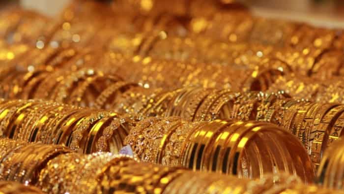 budget 2024 costlier cheapers on budget sasta mehanga pm Nirmala Sitharaman announced custom duty slashed on gold silverm and mobile