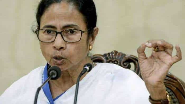 PIB Fact Check on West Bengal CM Mamta Banerjee Claims that mike was switch off during NITI Ayog Meeting