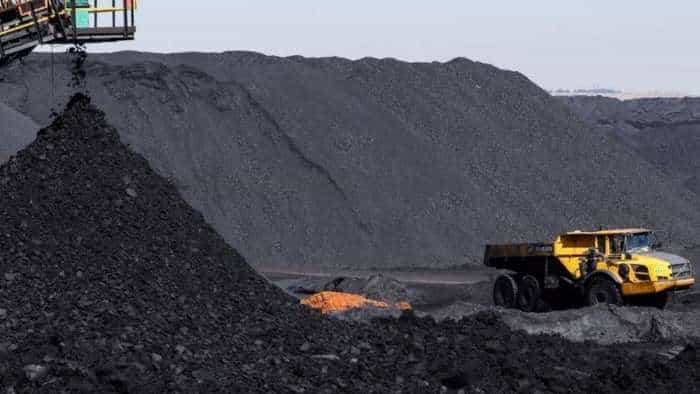 Coal India Q1 Results Profit 10943 crores gave 130 percent return in a year