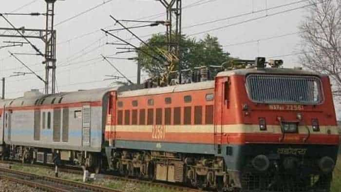 Train Short Terminate Platform and Terminal Change due to development work in Lucknow Junction