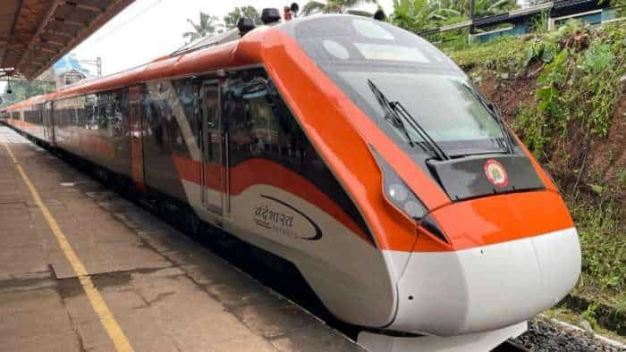 vande bharat express vs pakistan fastest train karakoram Express comparison speed technology all details