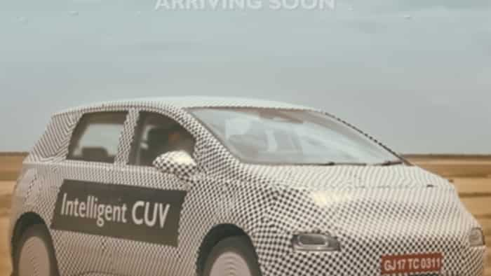 MG Motor windsor CUV at runn of kutch spotted launch soon in india market 