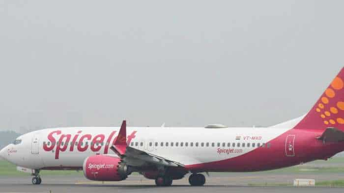 Spicejet sent 150 employees on 3 months leave without pay due to financial crisis check details