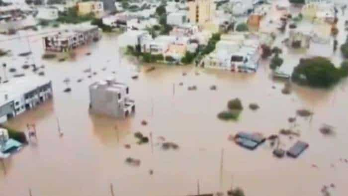 Cyclone Alert situation may worsen in gujarat IMD issued alert for rains flood cyclone due to deep-depression 