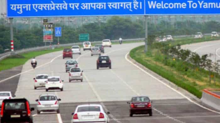 Yamuna Expressway Toll tax increased on Yamuna Expressway know latest toll tax rate applicable from 1 october