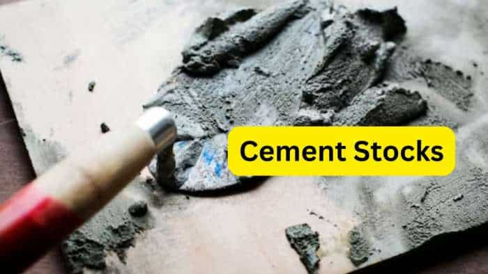  गिरते बाजार में 'रॉकेट' बना ये Cement Stock, 18% चढ़ा, जानिए क्यों आया इतना तेज उछाल 