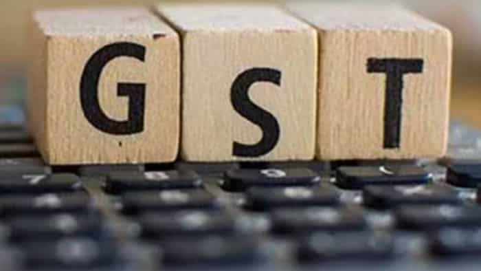 GST gom meeting to be held on Saturday may relief on insurance premium medicines these items are expected to become expensive