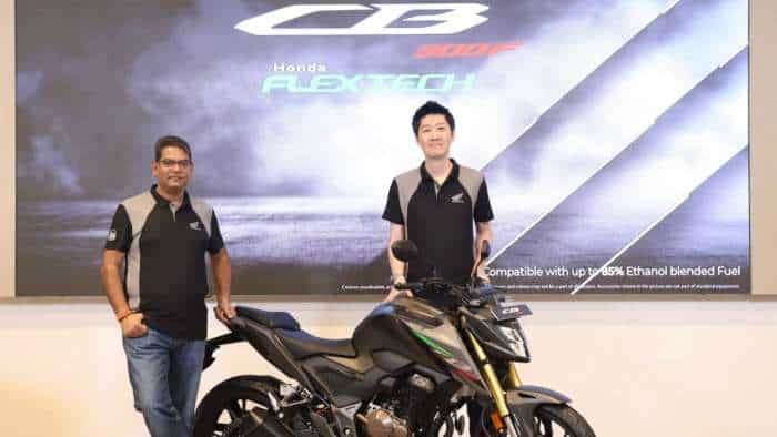  Honda मोटरसाइकिल ने लॉन्च की भारत की पहली 300cc Flex-Fuel बाइक, जानिए कीमत और फीचर्स 