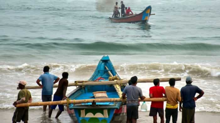 Cyclone Dana Where has Dana reached when will it land in Odisha over 150 trains cancelled schools and colleges closed high alert in these states