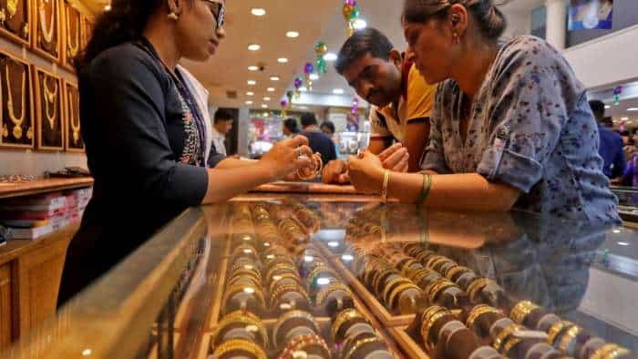 dhanteras 2024 estimated retail business worth rs 50000 crore on occasion of dhanteras cait