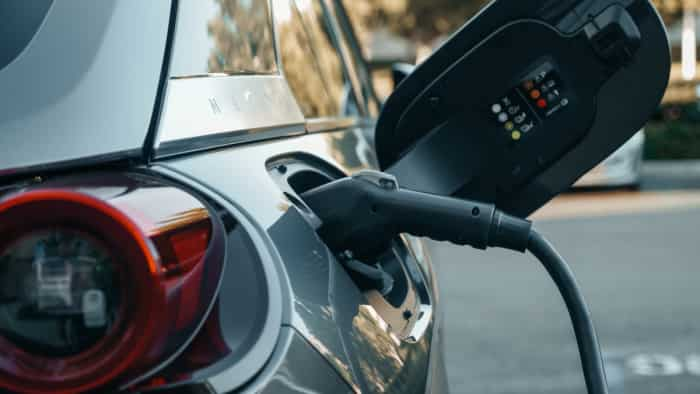 electric vehicle charging market 3 7 billion dollar till 2030 says report 