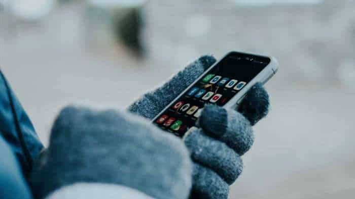 Smartphone tips and tricks how to use your device with wearing gloves in winter