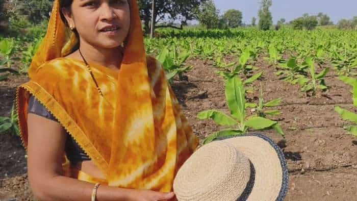 Success Story mp lakhpati didi earns more from making of banana stem cap business know all details