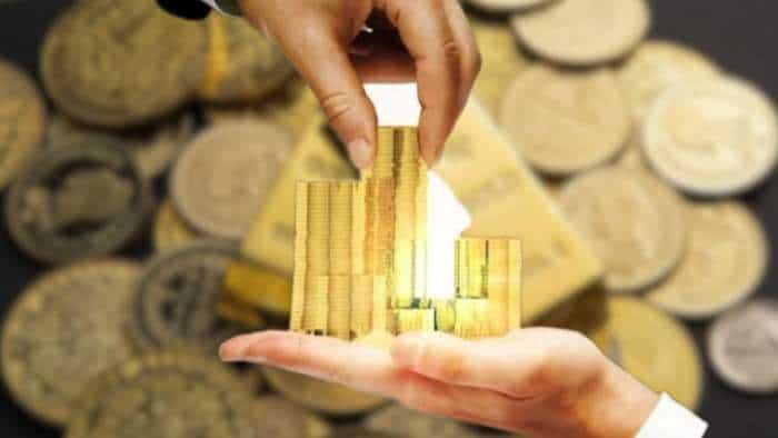 Gold Price on record high gives 8 percent return in 1 month gold retail price in delhi above 85,800 rs