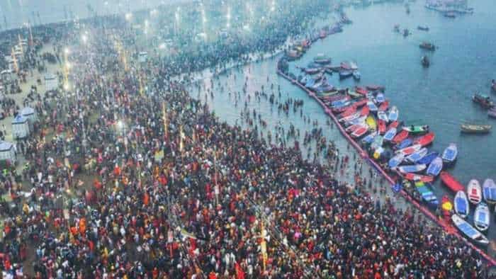 महाकुंभ का Economy Impact- 3 लाख करोड़ का कारोबार, ट्रैवल से लेकर हॉस्पिटैलिटी तक चमके ये सेक्टर्स mahakumbh-economy-impact-3-lakh-crore-business-key-sectors-growth
