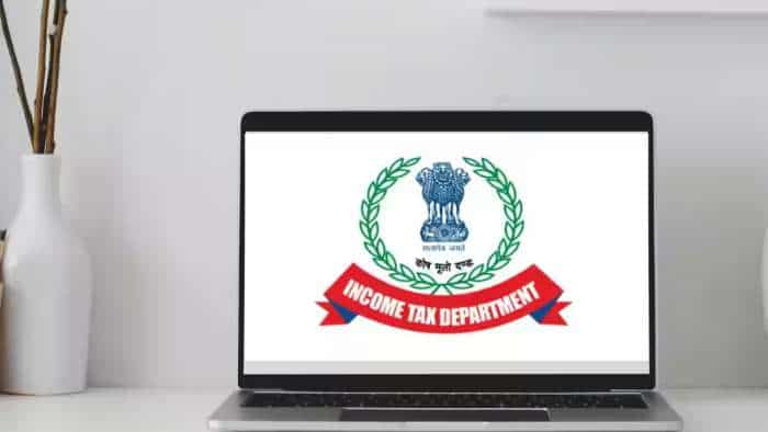 छुट्टी के इन दो दिनों में भी खुला रहेगा Income Tax विभाग का ऑफिस, जानिए क्यों लिया गया है ये अहम फैसला The Income tax department offices across India will remain open from March 29 to March 31, here is why