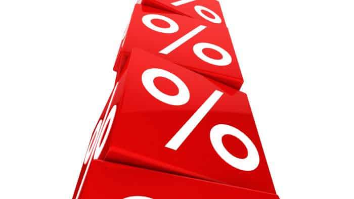 इस Bank ने बढ़ा दिए Interest Rates, अब Loan लेना हो जाएगा महंगा, जानिए जेब पर कितना पड़ेगा भारी Indian Bank hikes lending rate linked to repo rate by 10 bps, now retail loan will become costlier