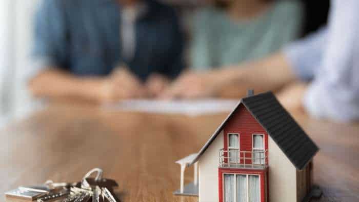 Reserve Bank of India rbi cuts repo rate cheaper loans real estate outlook