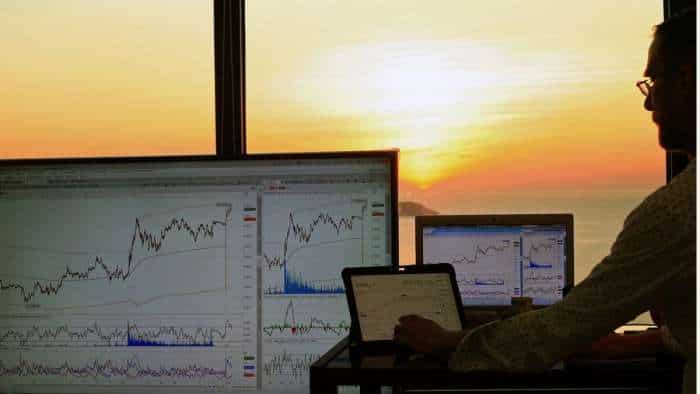 Stocks to Watch: आज इन ट्रेंडिंग स्टॉक्स में ट्रेड करने का मौका, ये खबरों वाले टॉप 10 शेयर Stocks to watch today Infosys icici bank hdfc bank hdfc life yes bank itc mastek tata elxsi