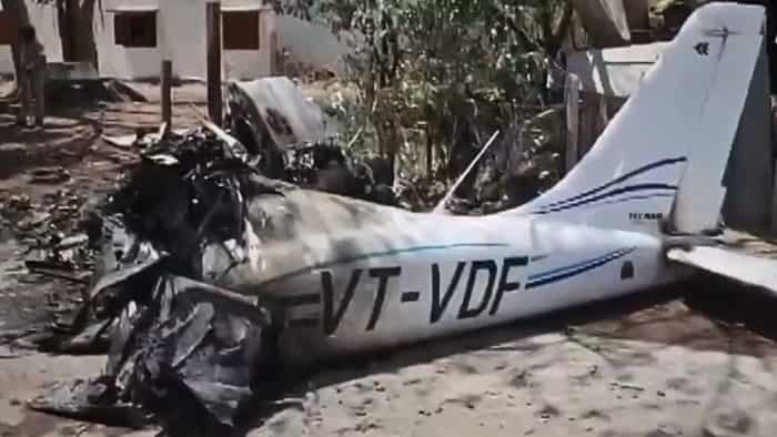 गुजरात के अमरेली में ट्रेनिंग प्लेन का एक्सीडेंट, हादसे में हुई पायलट की मौत Aircraft Accident Private training aircraft crashes in Gujarat Amreli pilot killed