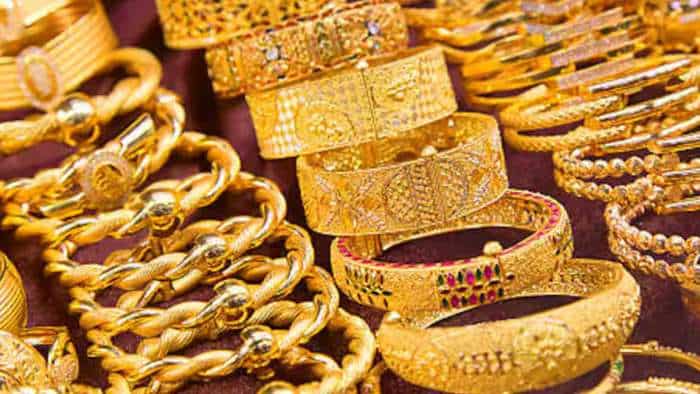 Gold Price Today: गहने खरीदने जा रहे हैं तो आपके लिए आई जरूरी खबर, 1 लाख रुपये के भी पार पहुंची कीमत Gold Price Today: All records broken, gold Price crossed rs. 1 lakh mark, know latest rate