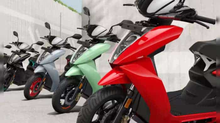 Ather Energy IPO: 'साल' के पहले आईपीओ का प्राइस बैंड तय, पैसे लगाने हैं तो जान लीजिए कब से कब तक खुलेगा Ather Energy IPO is going to open soon, know the price band and its opening closing date