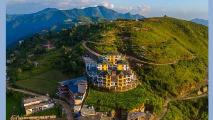 देश का ऐसा टूरिस्ट प्लेस जहां नहीं है विदेशियों को घूमने की इजाजत Chakrata beautiful tourist place famous for natural beauty foreigners are not allowed here know reason