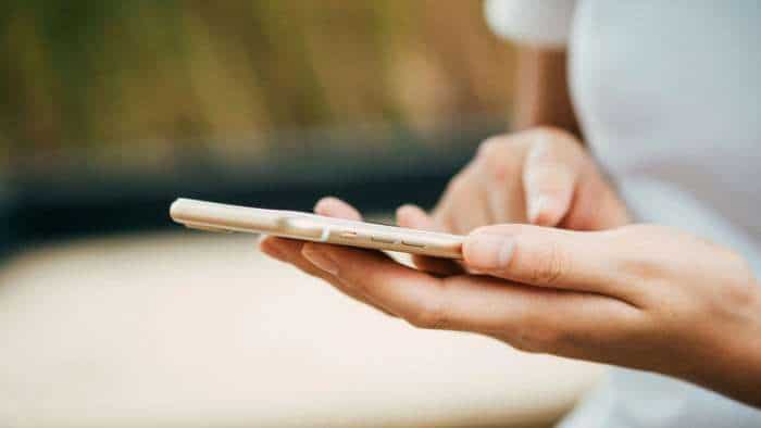 Google Phone tips and tricks how to know that someone is tracing your location