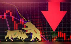  हाई से पहले ही 45% गिरा हुआ था मल्टीबैगर Stock, एक बुरी खबर आते ही बेचने को दौड़े निवेशक; 8% फिसला 