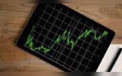  आज बाजार में तेजी या मंदी? कमाई करनी है तो इन 20 Stocks पर करें फोकस 