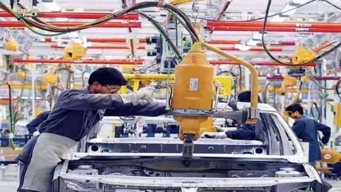  ₹57 वाला यह Auto Stock दिला सकता है 45% रिटर्न, अपने सेगमेंट में मार्केट लीडर है कंपनी 