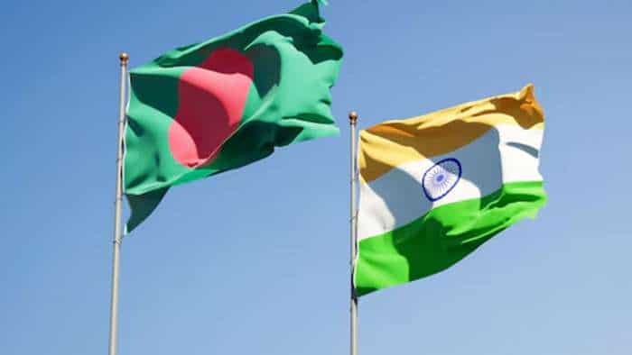 Bangaldesh dollar tarde to hit after India import ban on Bangladeshi goods through land routes