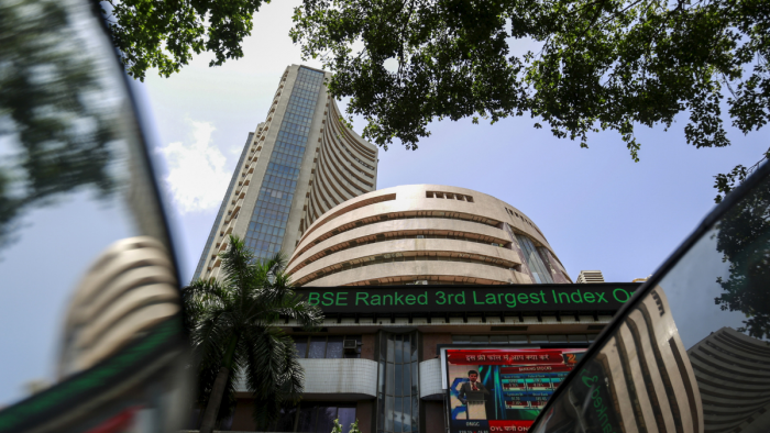 3 Auto Stock सुपर बुलिश हुई एक ही ब्रोकरेज कंपनी, लॉन्ग टर्म में पीटना है पैसा तो जान लें टारगेट प्राइस 3 Auto Stock सुपर बुलिश हुई एक ही ब्रोकरेज कंपनी, लॉन्ग टर्म में पीटना है पैसा तो जान लें टारगेट प्राइस