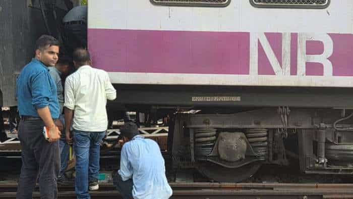 Delhi Passenger Train Derailed at Shivaji Bridge Railway Station no injuries reported