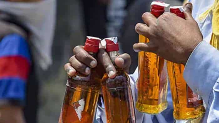 Change in UP excise policy results in sale of liquor worth Rs 32 crore within a month in Amethi district
