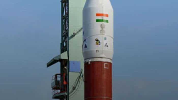  महारत्न डिफेंस पीएसयू बनाएगी SSLV! ISRO से जीती बोली, 3 महीने में 30% चढ़ा Defence Stocks 