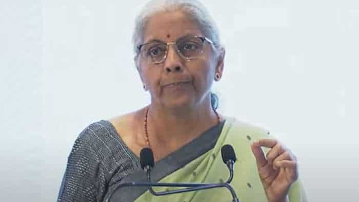  NBFC की लोन वसूली पर निर्मला सीतारमण ने जताई नाराजगी, कहा- इंसानियत के दायरे में होनी चाहिए रिकवरी 
