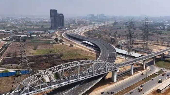 प्रॉपर्टी में लगाना है पैसा? ये हैं गुड़गांव, नोएडा और दिल्ली के 3 इलाके, तीन गुना तक मिल सकता है रिटर्न प्रॉपर्टी में लगाना है पैसा? ये हैं गुड़गांव, नोएडा और दिल्ली के 3 इलाके, तीन गुना तक मिल सकता है रिटर्न