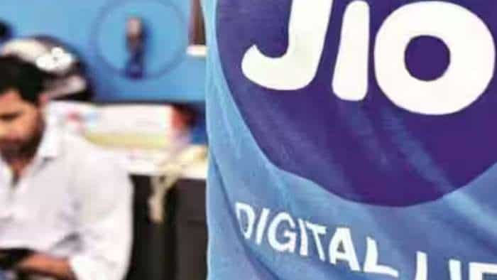 Jio Platform Q1 Results Net Profit Up By 25 Percent and Revenue Increase by 19 Percent