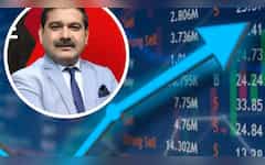  बाजार के ट्रेंड से अलग दौड़ेंगे ये 3 Stocks, अनिल सिंघवी ने आज कमाई के लिए चुना 
