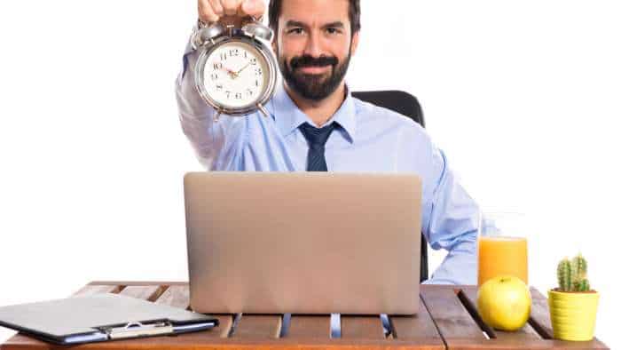Top 5 credit score myths in India that even many bankers believe they are true