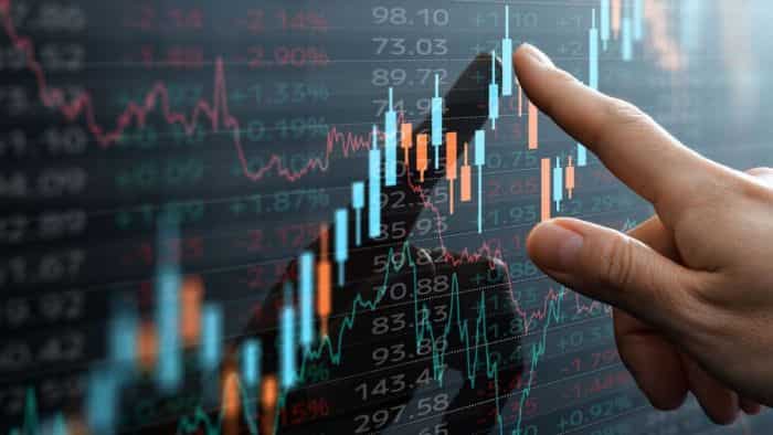 TCS Wipes Out Nearly ₹3 Lakh Crore in Market Value Amid H-1B Visa Shock