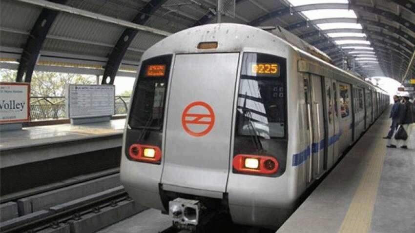 आपको मेट्रो की भीड़ में नहीं खाने होंगे धक्के,  DMRC इस योजना पर कर रहा है काम 