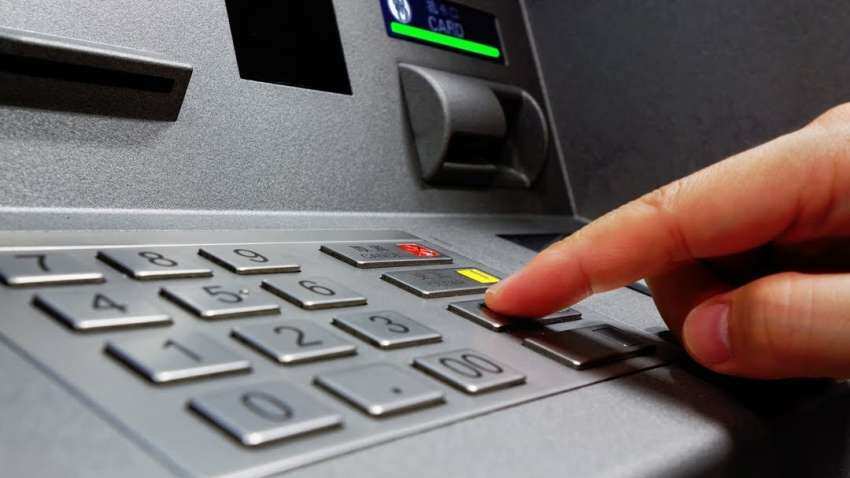 अब बिना कार्ड के भी ATM से निकालें पैसे, साथ ही करें नोटों का चुनाव 